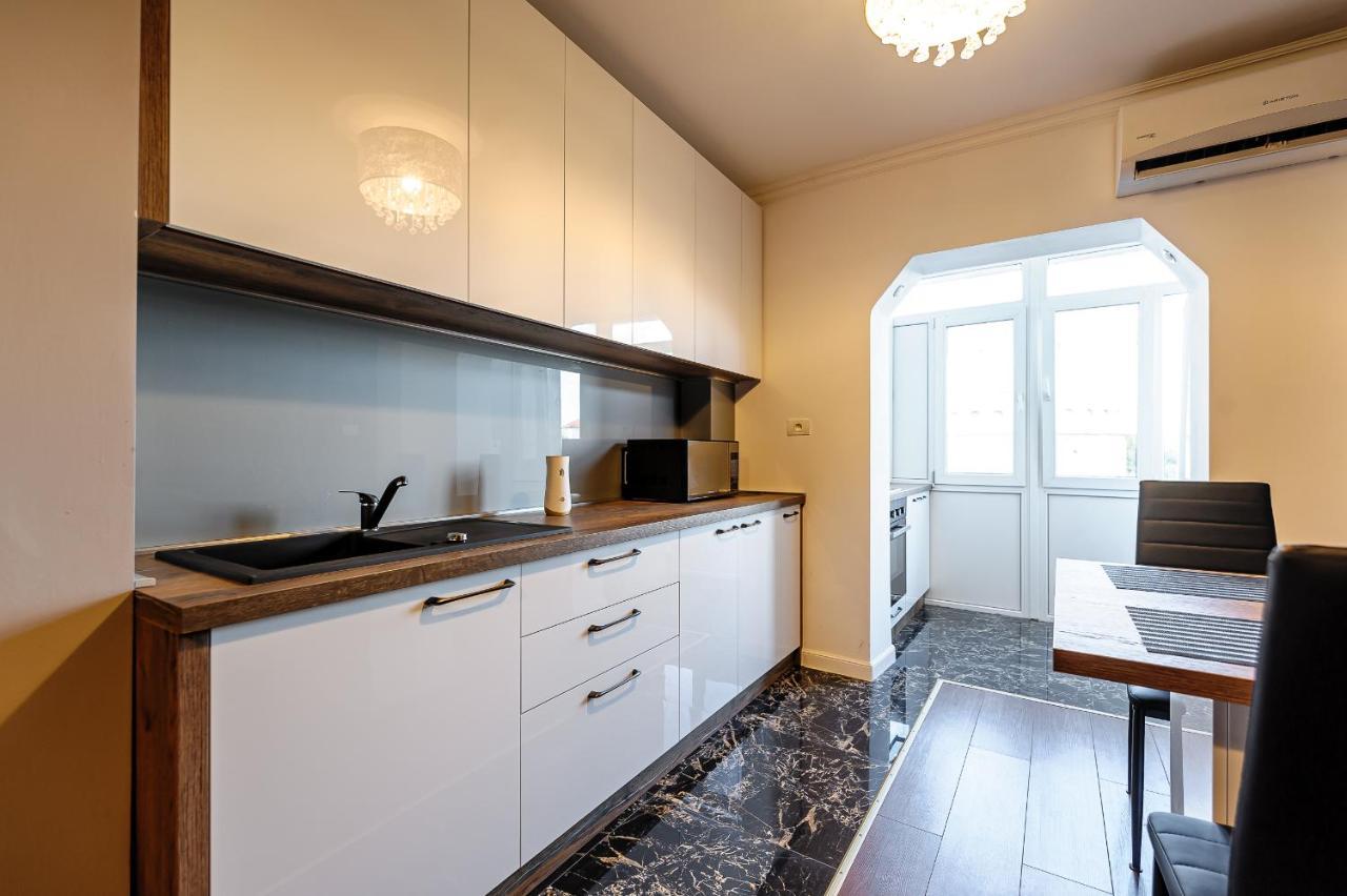Feeling Home Apartment Arad Buitenkant foto